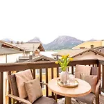 Hotel Romantik Im Weissen Roessl Am Wolfgangsee 4*