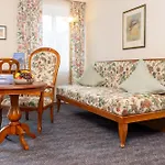 Romantik Im Weissen Roessl Am Wolfgangsee Hotel 4*