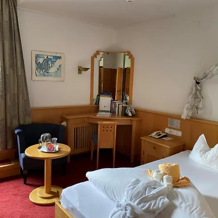 Romantik Im Weissen Rössl Am Wolfgangsee Hotel 4*