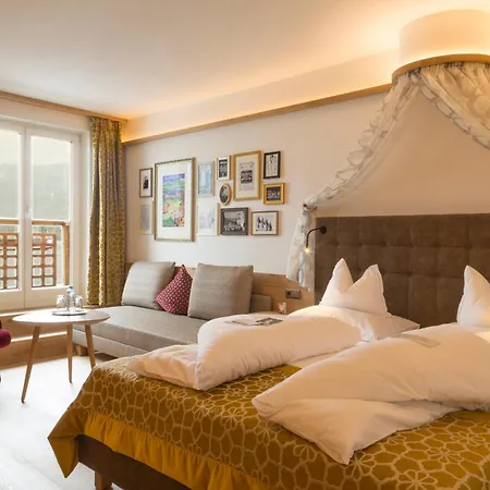 Romantik Im Weissen Roessl Am Wolfgangsee 4* Saint Wolfgang