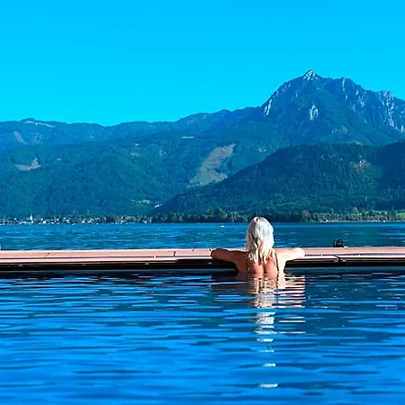 מלון Im Weissen Roessl Am Wolfgangsee 4*