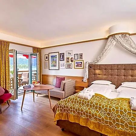 Im Weissen Roessl Am Wolfgangsee Hotell