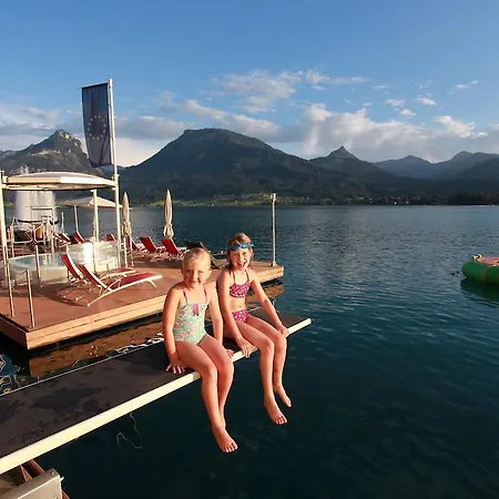 Hotel Romantik Im Weissen Roessl Am Wolfgangsee 4*
