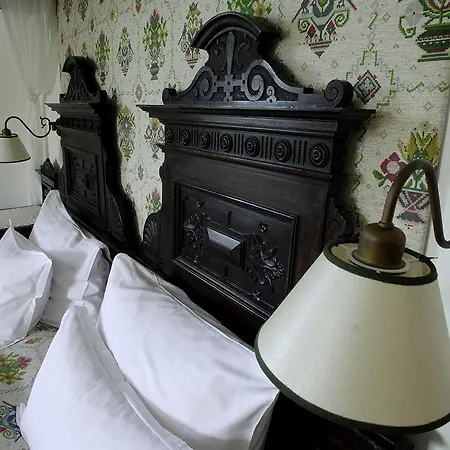 Romantik Im Weissen Roessl Am Wolfgangsee 4*