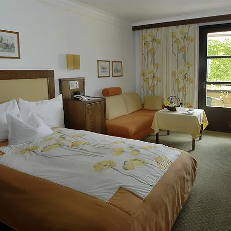 Romantik Im Weissen Roessl Am Wolfgangsee Saint Wolfgang