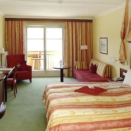 Romantik Im Weissen Roessl Am Wolfgangsee מלון Saint Wolfgang