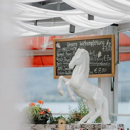 Romantik Im Weissen Roessl Am Wolfgangsee מלון Saint Wolfgang