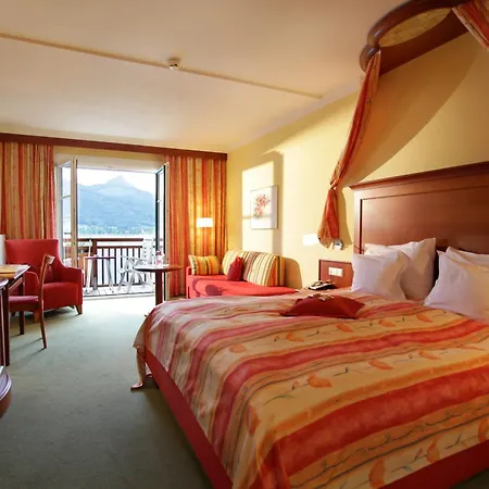 מלון Romantik Im Weissen Roessl Am Wolfgangsee