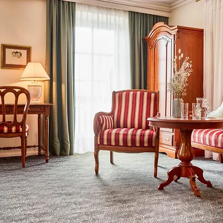 Romantik Im Weissen Roessl Am Wolfgangsee Saint Wolfgang