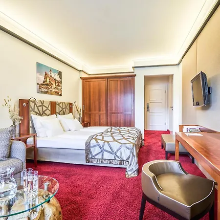 Hotel Romantik Im Weissen Roessl Am Wolfgangsee 4*