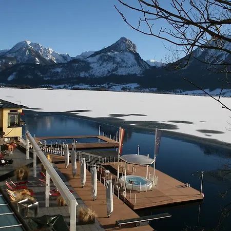 מלון Romantik Im Weissen Roessl Am Wolfgangsee 4*