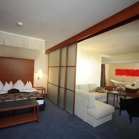 Romantik Im Weissen Roessl Am Wolfgangsee Hotel 4*