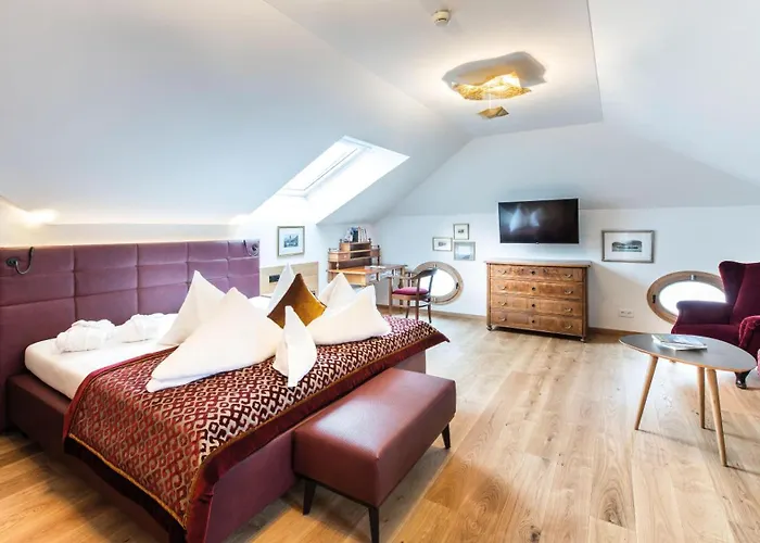 Romantik Im Weissen Roessl Am Wolfgangsee Отель Sankt Wolfgang im Salzkammergut