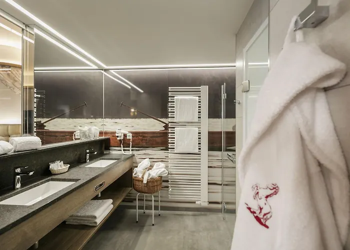 Отель Romantik Im Weissen Roessl Am Wolfgangsee Sankt Wolfgang im Salzkammergut