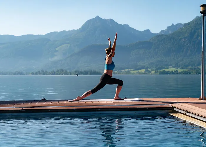 Romantik Im Weissen Roessl Am Wolfgangsee Отель 4*